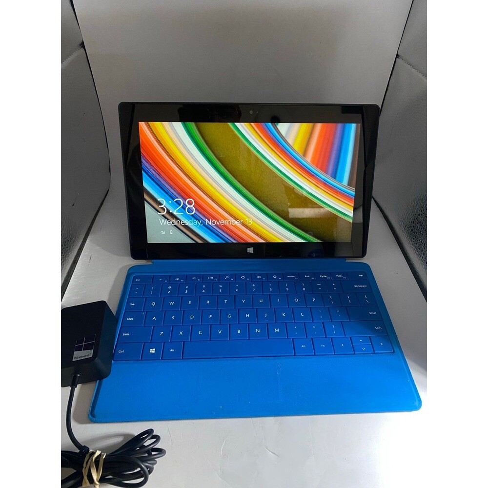 Microsoft Surface RT (Model 1516) 10.6" 64GB Windows RT 8